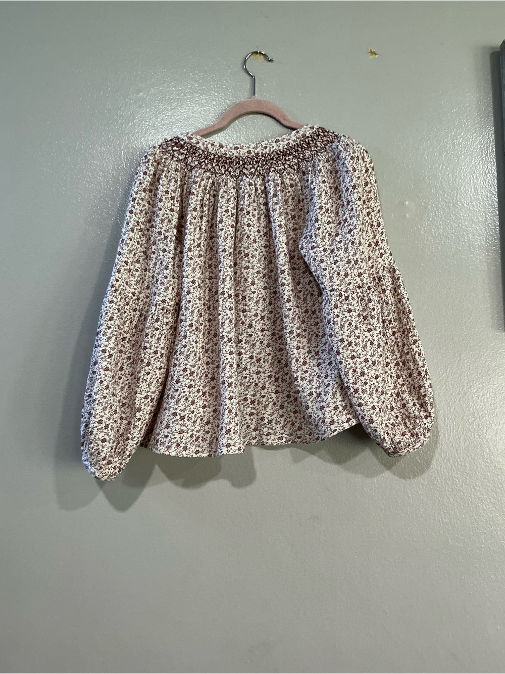 Women’s Raglan Long Sleeve Tie-Front Blouse.   Brown Floral.  XS - Picture 12 of 15